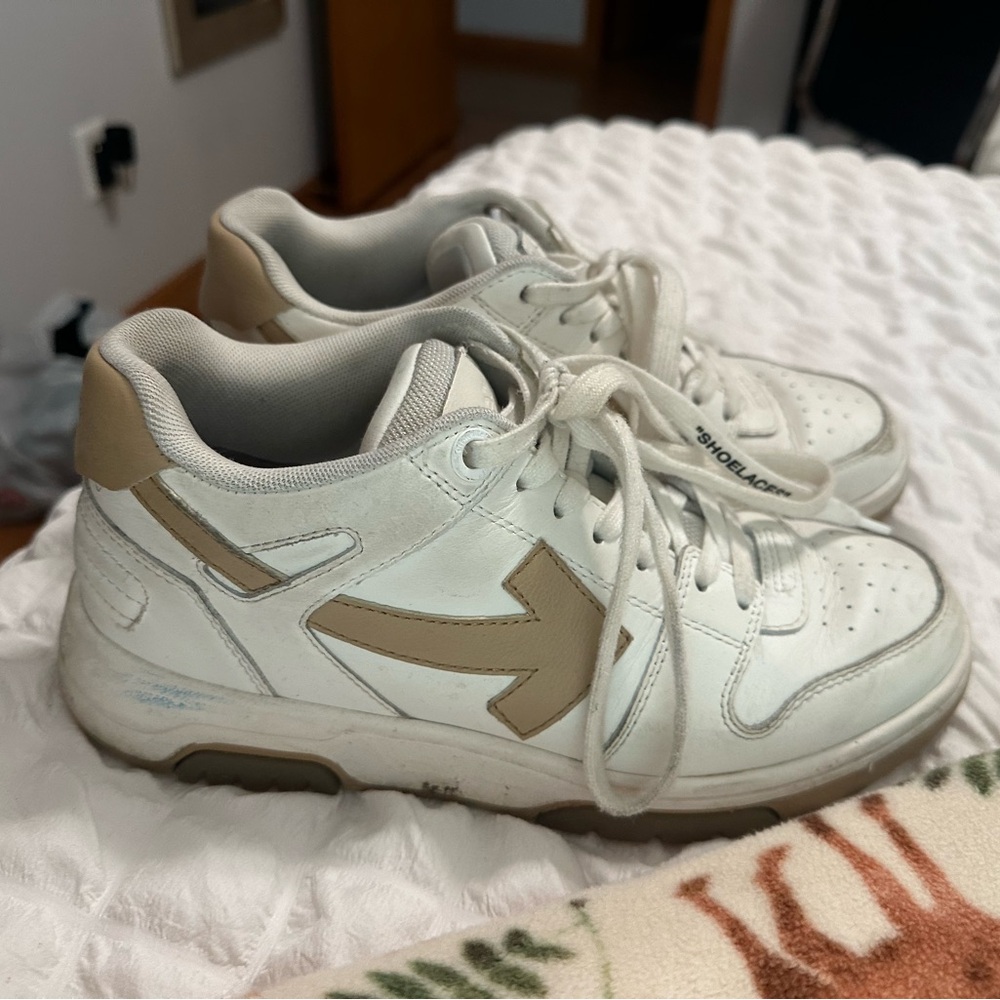 OFF WHITES size 39 - Picture 7 of 14